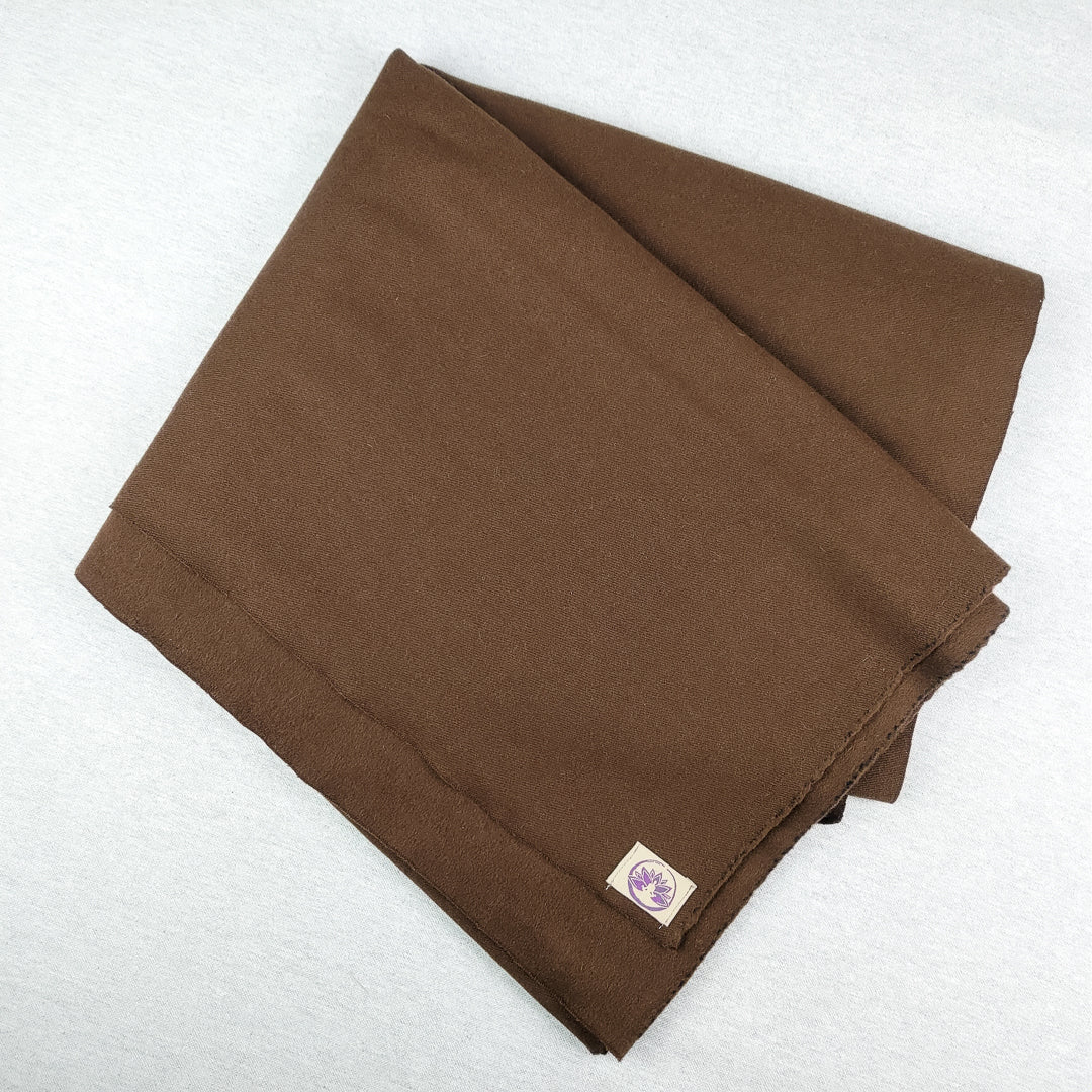 Coperta da yoga in puro cashmere tabacco