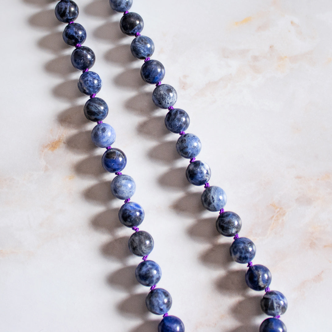 Mala 108 grani “Io Sono” in Fluorite Arcobaleno, Sodalite e Ametista